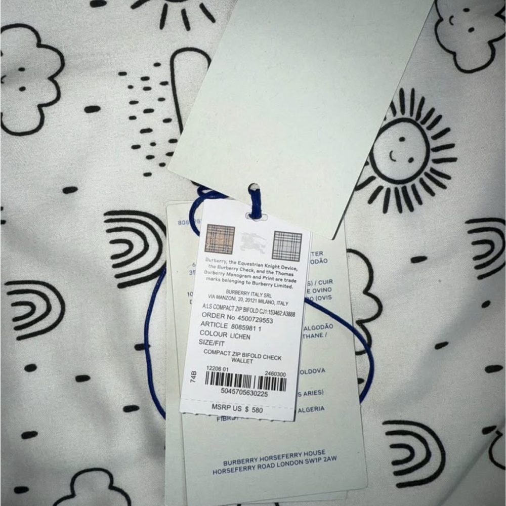 Original Burberry Beige/baby green and Black Checkered Wallet - Picture 6 of 6